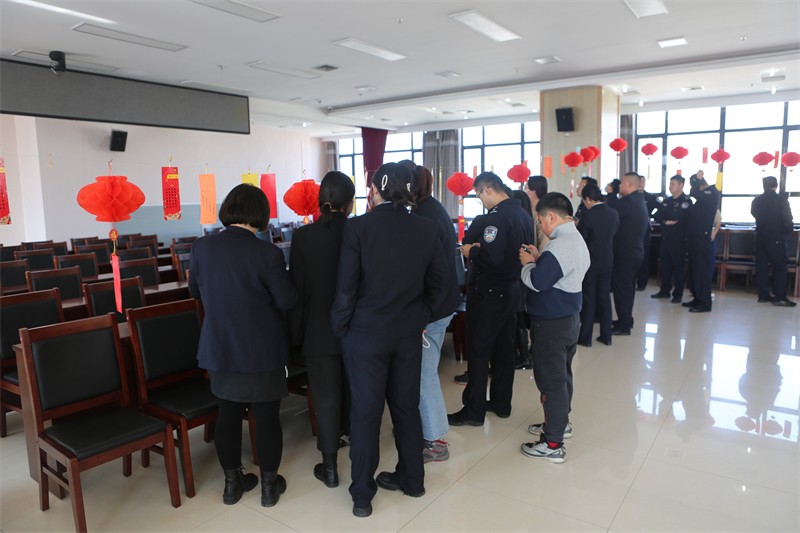 PM5B9680.jpg PM5B9680.jpg