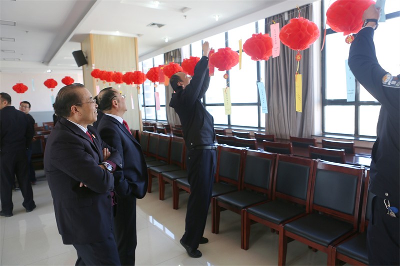 PM5B9726.jpg PM5B9726.jpg