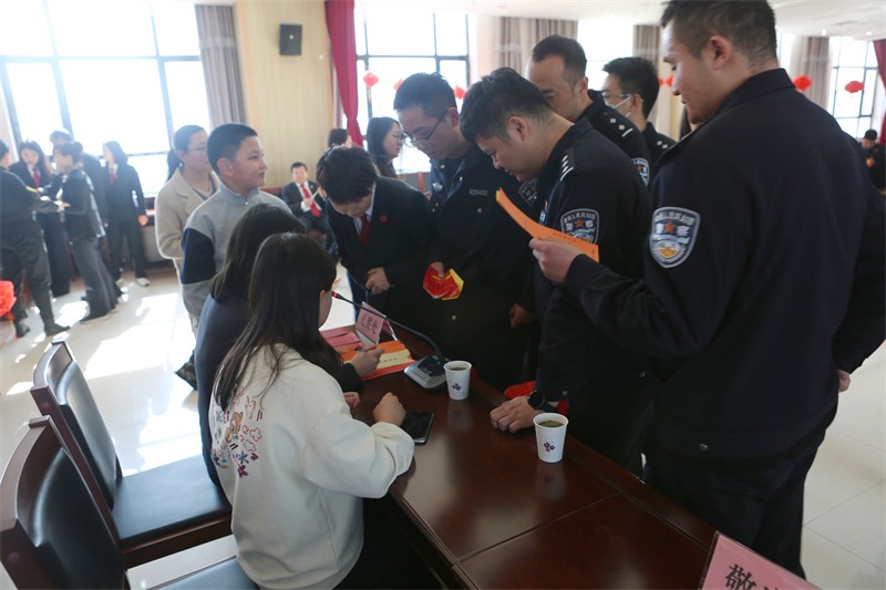 PM5B9780.jpg PM5B9780.jpg