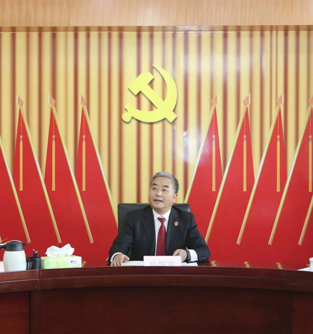 391d91910a20c3a7a3814f4668754ee.jpg 图片